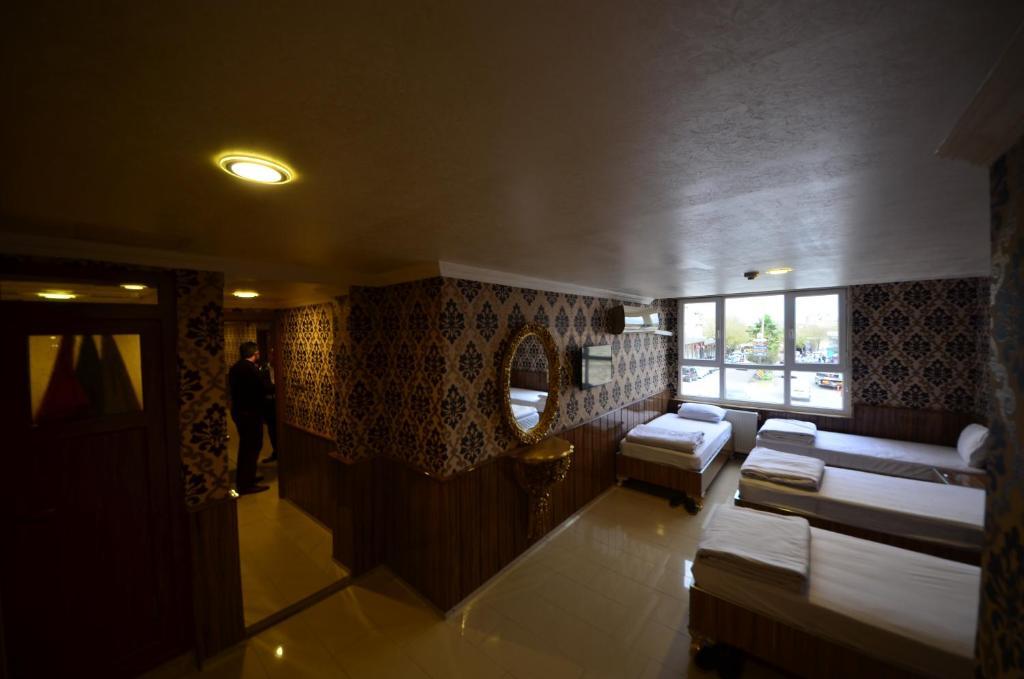 Istiklal Hotel Sanlıurfa Екстериор снимка