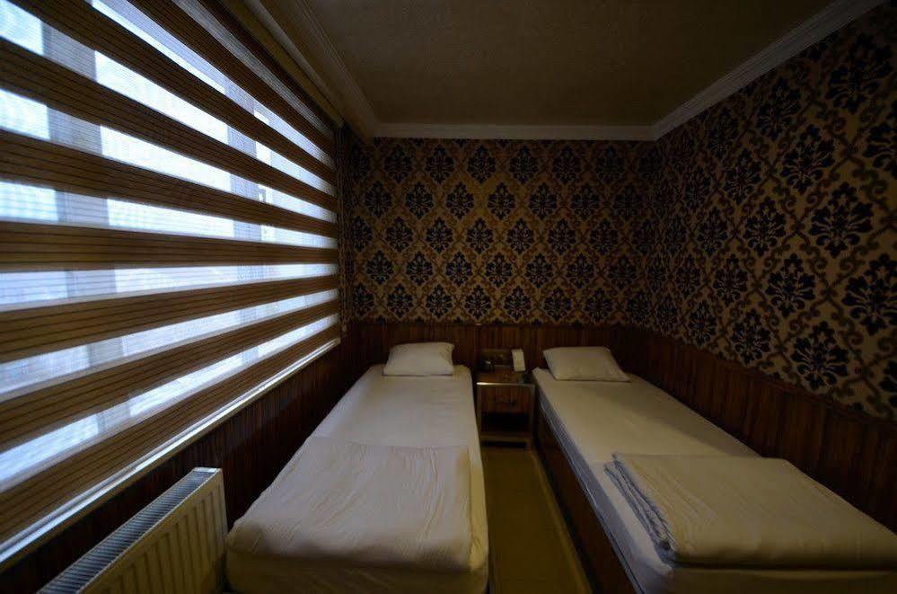 Istiklal Hotel Sanlıurfa Екстериор снимка